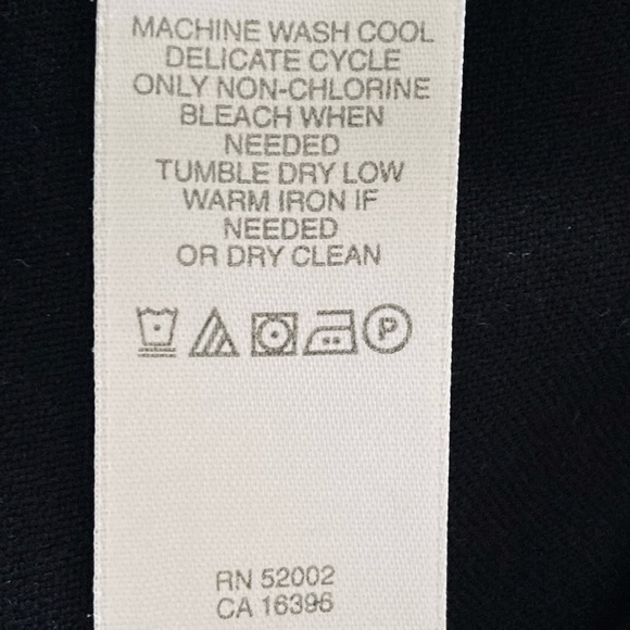 LIZ CLAIBORNE Petite - Black Pants - Size 10-12 - Picture 6 of 6